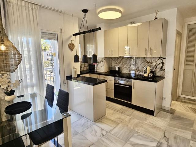 Piso En venta en Torrox photo 0