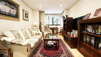 Piso en venta en Madrid de 122 m2 photo 0