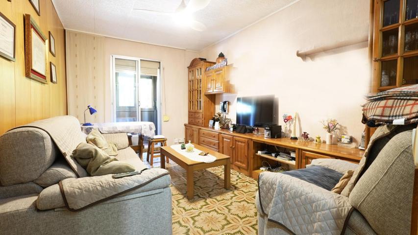 Piso en venta en Madrid de 81 m2 photo 0