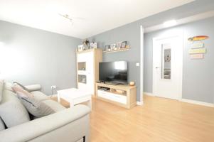 Piso en venta en Madrid de 57 m2 photo 0