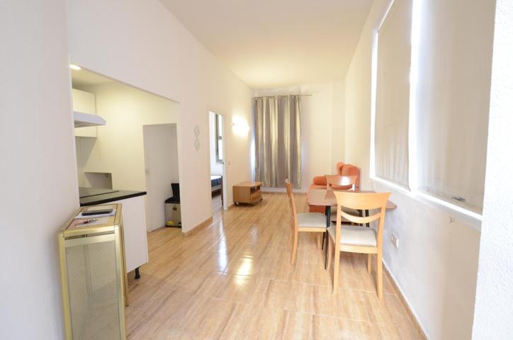 Piso en venta en Seseña de 38 m2 photo 0