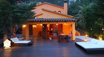 Villa En venta en Torrelles de Llobregat photo 0