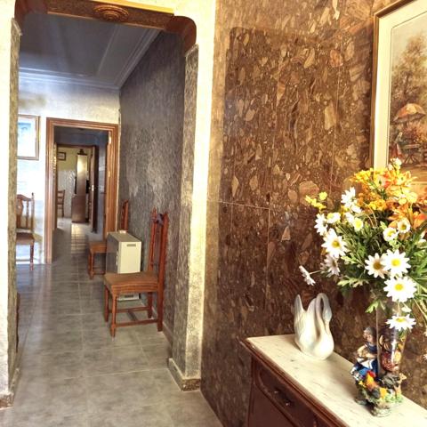 Casa de 4 dormitorios a la venta en La Roda photo 0