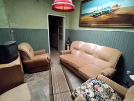 Vivienda en planta baja, en una de las mejores zonas de La Roda photo 0