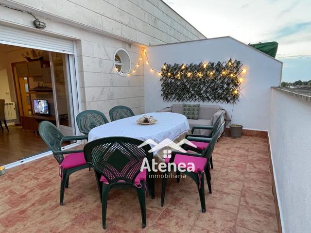 ¡Coqueto Ático con Terraza, Garaje y Trastero por Sólo 85.000€! photo 0