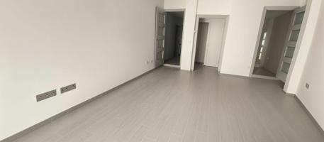 Piso a estrenar en pleno centro de La Roda photo 0