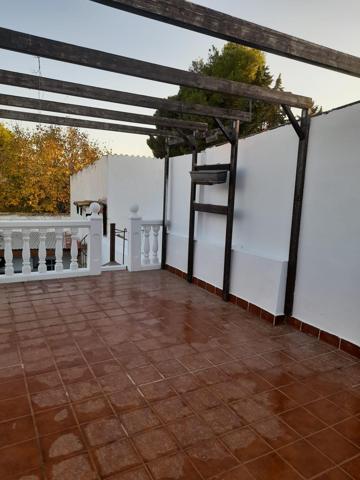 Unifamiliar Pareada En venta en Barrios Periféricos - Pedanías, Albacete photo 0