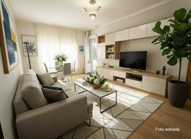 Vivienda única en el centro: amplitud, luz y vistas despejadas photo 0