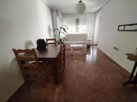 Acogedor piso en venta en El Pilar, Albacete - Ideal para entrar a vivir photo 0