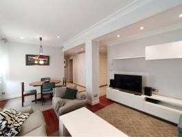 Piso de 2 habitaciones en Indautxu, Bilbao photo 0