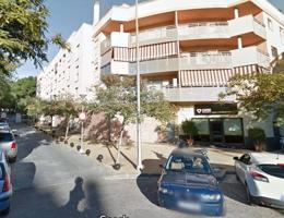 Local Comercial con Gran Potencial en Zona Residencial photo 0