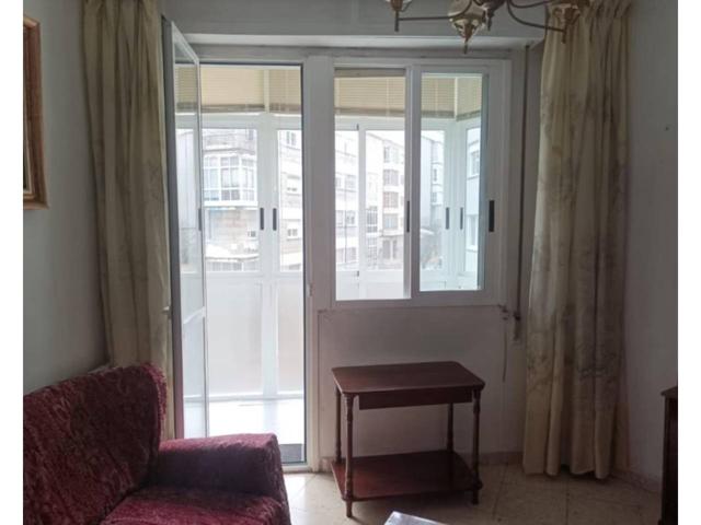 Se vende piso en Zona Carballeira photo 0