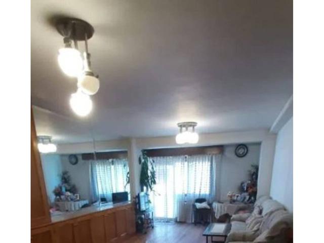 Se vende piso muy amplio en O Couto photo 0
