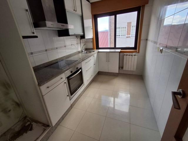 Se vende apartamento en A Ponte photo 0