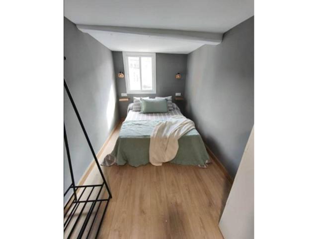Se Vende Estudio Completamente Reformado en la Zona del Casco Viejo. photo 0