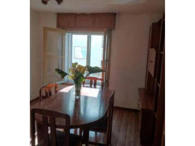 Ideal inversores. Se vende apartamento en zona A Cuña. photo 0