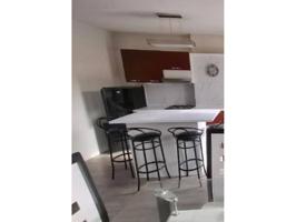 Se alquila piso zona Ventiuno photo 0