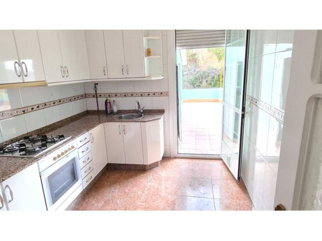 Se vende piso de gran tamaño en Marcelo Macías photo 0