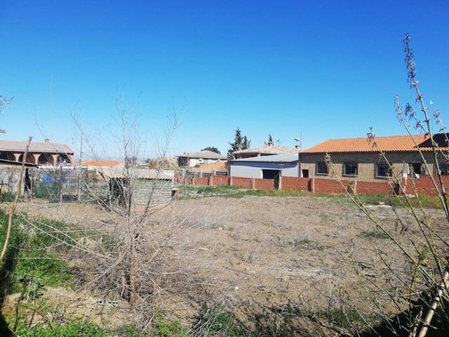 Terreno en venta en Layos photo 0