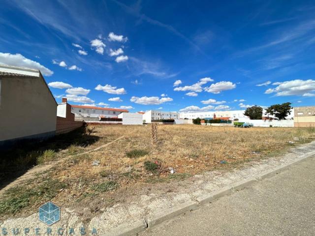 Terreno en venta en Guadamur photo 0