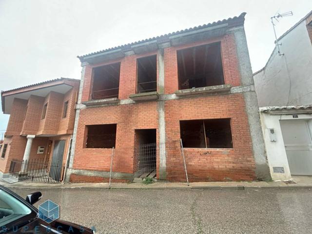 Casa unifamiliar en venta en Escalonilla photo 0