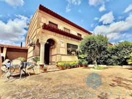 Chalet pareado en venta en Casasbuenas photo 0