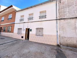 Casa unifamiliar en venta en Navahermosa photo 0