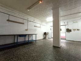 Local comercial en venta en Elda photo 0