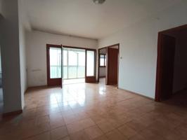 CASA INDEPENDIENTE EN EL CENTRO DE PETRER photo 0