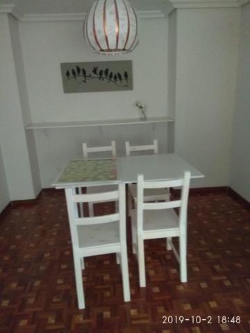 Piso En alquiler en Centro, Salamanca photo 0