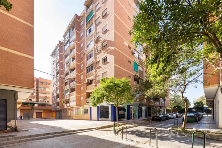 Piso en zona Vergeles-Zaidin photo 0