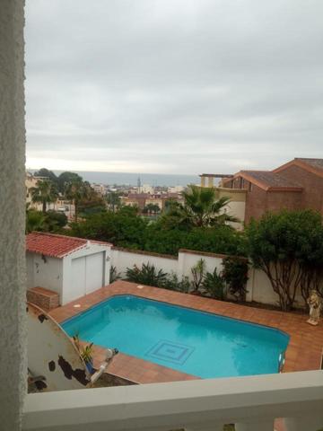 CASA-279 CHALET EN CALETA CON PISCINA PRIVADA photo 0