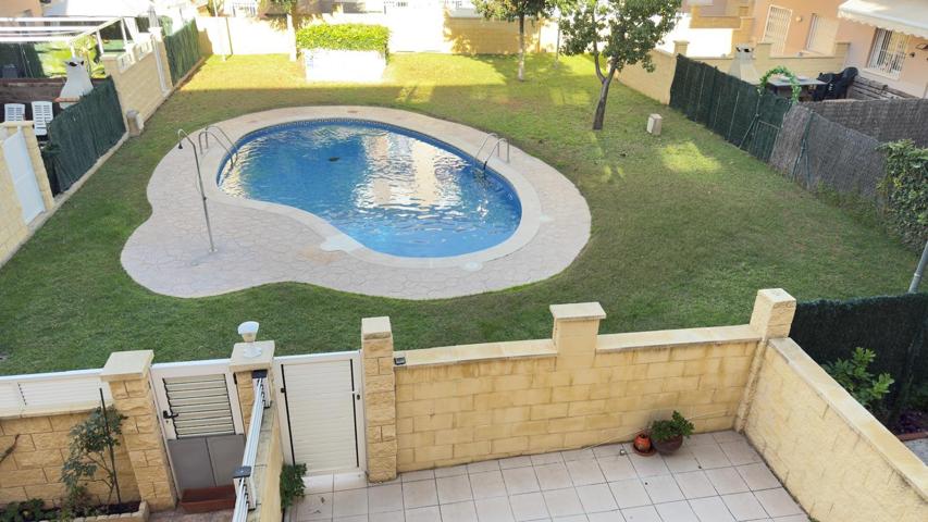 Unifamiliar adosada - Cambrils photo 0