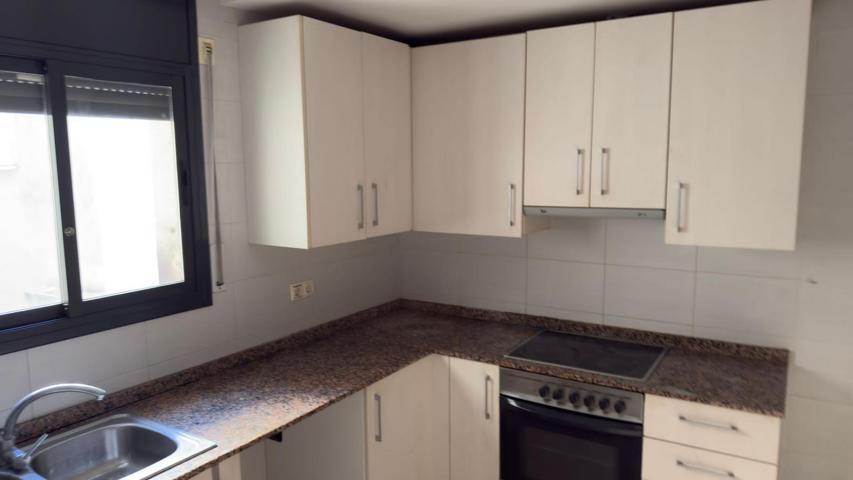 Unifamiliar adosada - Vinyols i els Arcs photo 0