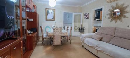 LUMINOSO PISO EXTERIOR, 4 HABITACIONES, BALCÓN Y GARAJE – ¡TU NUEVO HOGAR TE ESPERA! photo 0