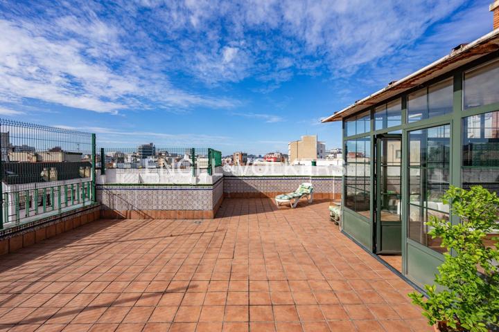  Ático En venta en Calle Uría, 15, Centro, Gijón photo 0