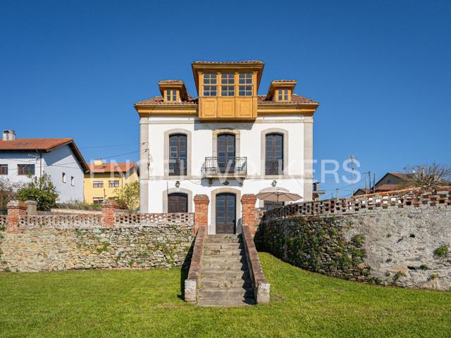 Casa En venta en Calle Eugenio Luis Alonso, 4, Muros De Nalón photo 0