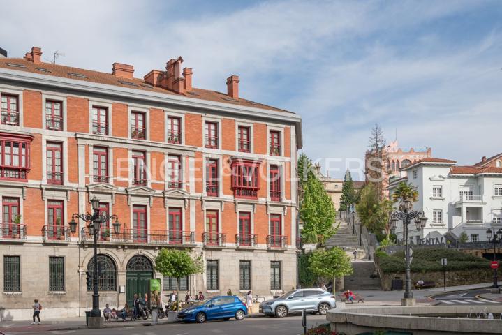 Dúplex En venta en Plaza San Miguel, 6, Centro-Casco Histórico, Oviedo photo 0
