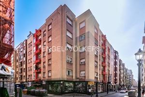 Piso En venta en Cl Marques De Casa Valdes, Este, Gijón photo 0