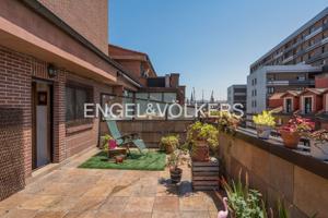  Ático En venta en Calle Manuel Pedregal, 2, Centro-Casco Histórico, Oviedo photo 0