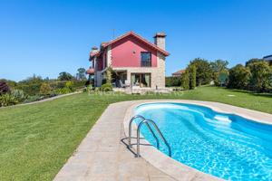 Casa En venta en Camino Del Chamurru, Somió - Cabueñes, Gijón photo 0