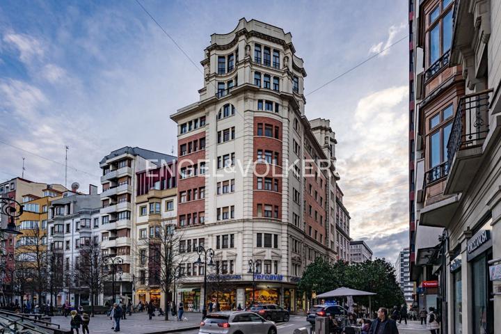  Ático En venta en Calle Fernández Vallín, 3, Centro, Gijón photo 0