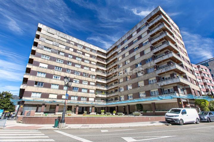 Piso En venta en Avenida Hermanos Menéndez Pidal, Centro-Casco Histórico, Oviedo photo 0