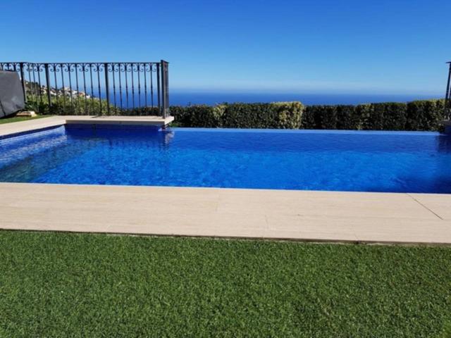 Chalet en venta en Mascarat photo 0