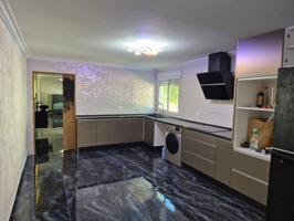Venta de una villa en Oliva photo 0