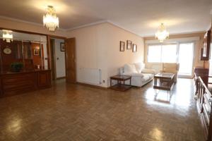 Piso En venta en Calle Madrid, Getafe Centro, Getafe photo 0
