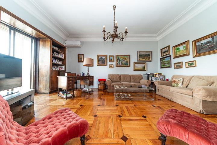 Piso En venta en Calle De Joaquín Costa, Chamartín, Madrid photo 0