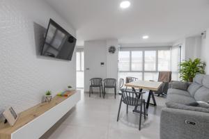 PRECIOSA CASA A ESTRENAR EN EL CENTRO DE LAS GABIAS photo 0