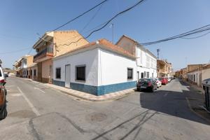 Casa en planta baja + garaje + patio ¡Para reformar! photo 0