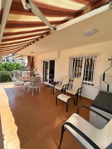 Piso En venta en Roses photo 0
